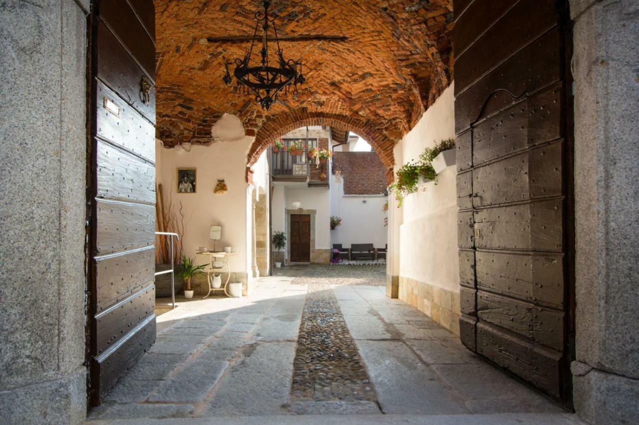 Mansarde & Suite Maison 1706 Lago Orta بورجومانارو المظهر الخارجي الصورة