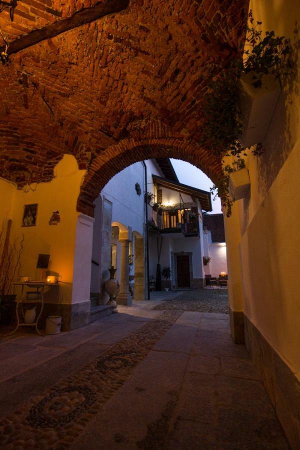 Mansarde & Suite Maison 1706 Lago Orta بورجومانارو المظهر الخارجي الصورة